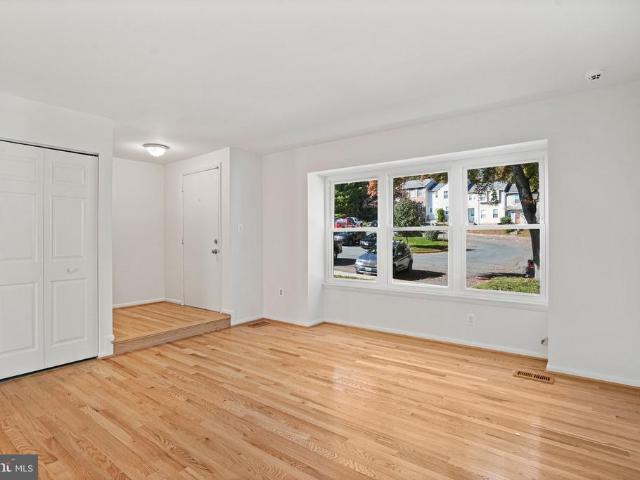 11713 Summer Oak Drive