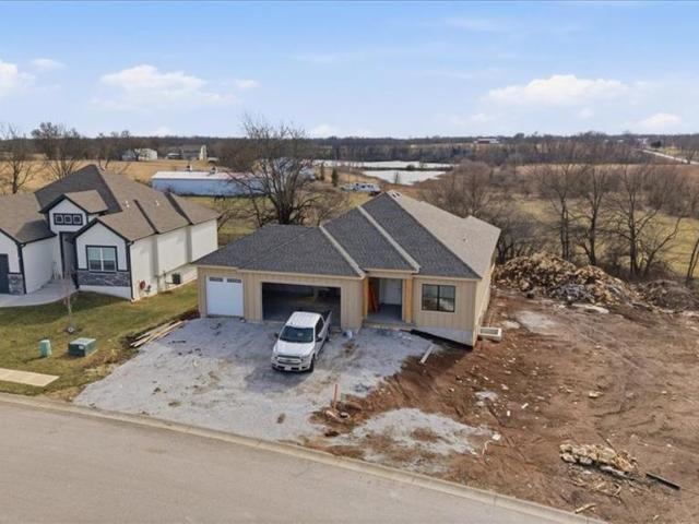 11717 E 231st St, Peculiar, MO 64078 | MLS #2602