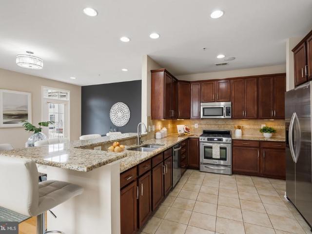 11718 Leesborough Circle