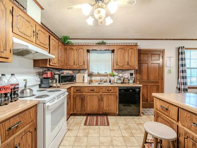 1172 brooks rd