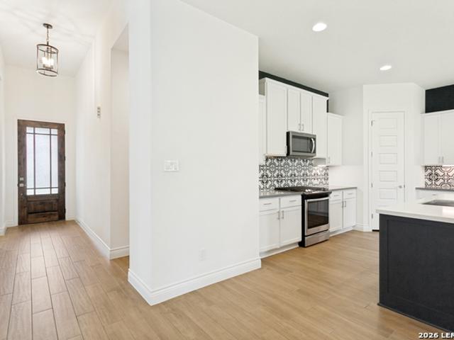 1172 Cadogan Squire