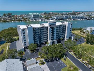 11730 Shipwatch Dr, Unit 402, Largo, FL 33774 | MLS #TB8445