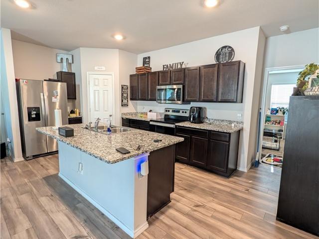 1173 Ottoman Loop