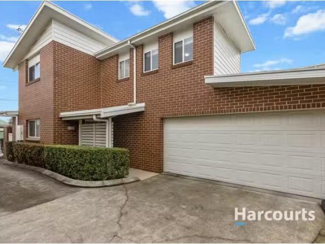 1/173 Kings Road, New Lambton House for rent Listed by Skyla.