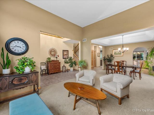1173 Sandalwood Lane