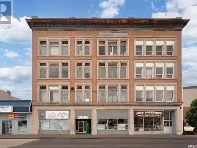 117 123 High Street W, Moose Jaw, SK, S6H 1S5 commercial for.