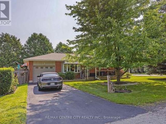 117 1/2 Flora Street, St. Thomas, ON, N5P 2Y1 house for sale | Listing ID X13680 | Royal LePage