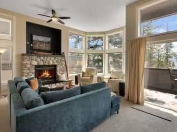 117 13 Aspen Glen, Canmore, AB, T1W 1A6 Luxury Semi detached.