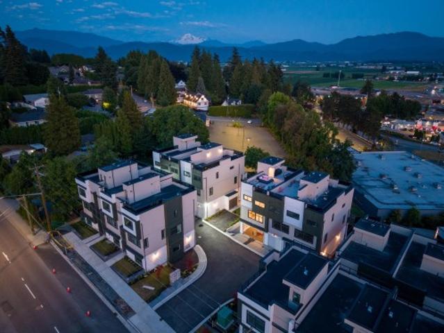 117 34 Marshall Road, Abbotsford, BC, V2S 3N3 townhouse for sale | Listing ID R3148 | Royal LePage