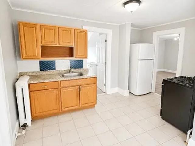 117 4th Ave, East Orange