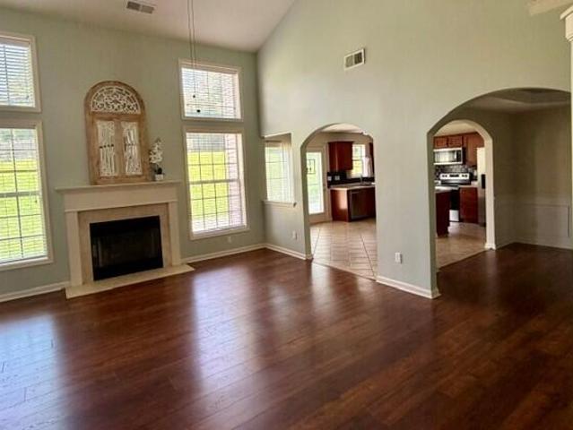 117 Cabot Place