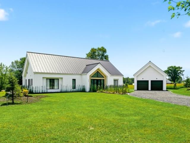 117 Ch. Santerre, Sutton, QC, J0E 2K0 house for sale | Listing ID 19232 | Royal LePage