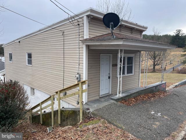 117 Chestnut St, Clair, PA 17970 | MLS #PASK2025
