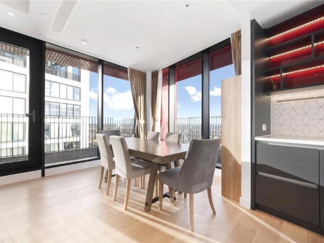 117 City Island Way, London, E14 0TS, United Kingdom | 3 bed apartment for rent #137644398 | Rentberry