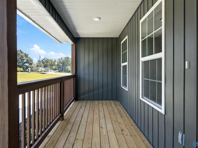 117 Creekside Drive
