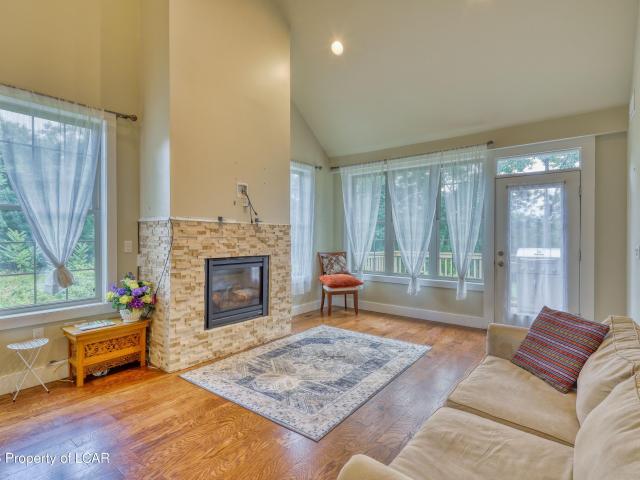 117 Crooked Stick Lane