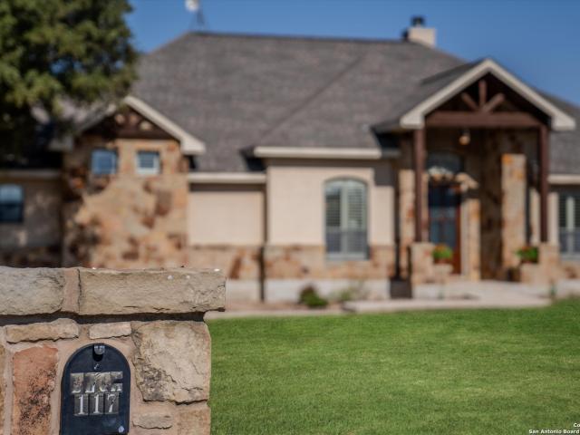 117 Abrego Run, Floresville, TX 78114 | MLS #1884
