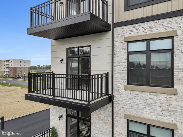 117 Blackford Boulevard # 204