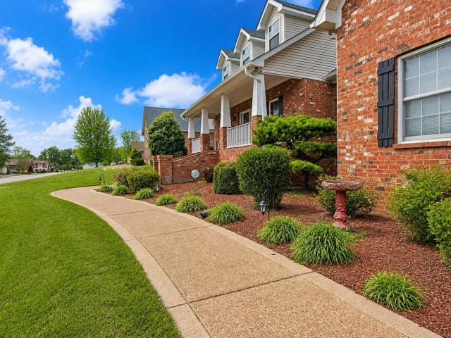 117 Bloomsbury Dr
