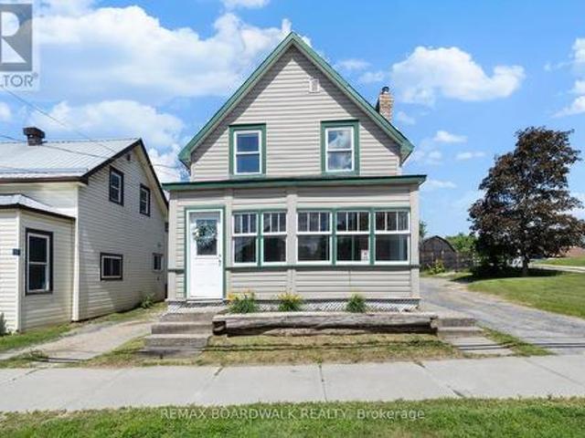 117 George Street, Lanark Highlands, ON, K0G 1K0 house for sale | Listing ID X13547 | Royal LePage