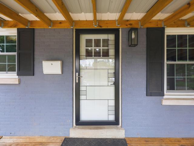 117 Debbie Avenue