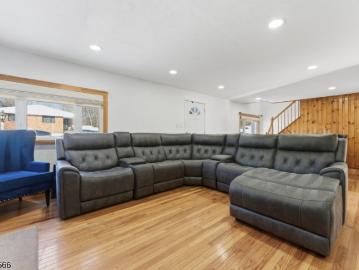 117 Dupont Ave