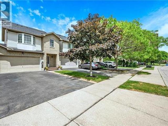 117 Frances Avenue, Stoney Creek, ON, L8E 6A3 house for sale | Listing ID 40850 | Royal LePage