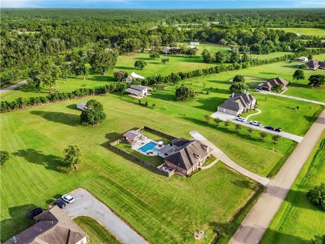 117 Highland Crest Drive