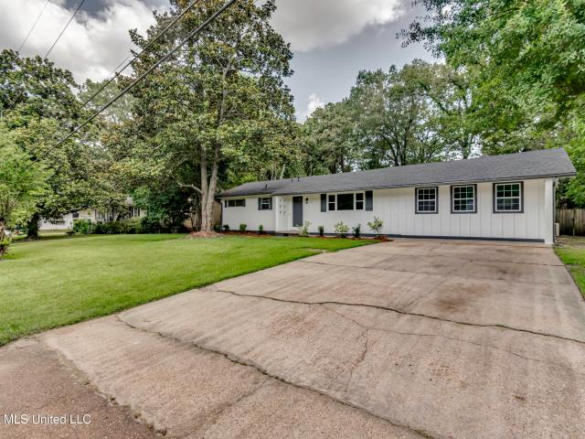 117 Hillcrest Drive