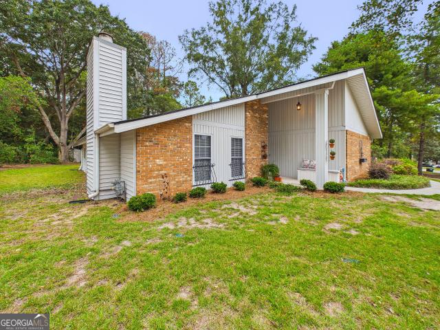117 Lake Front Drive