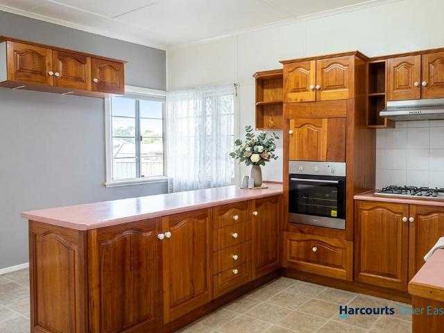 117 Moreton Avenue, WYNNUM, QLD 4178