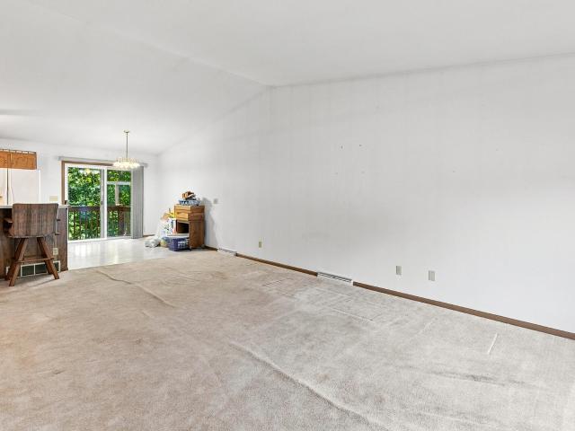 117 Manor Ct