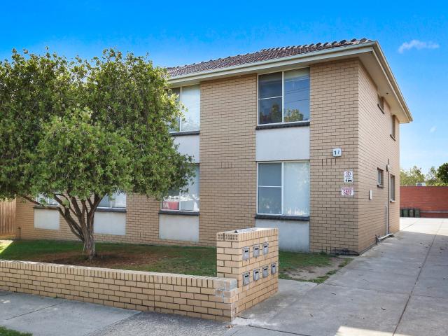 1/17 Martin Street, Thornbury