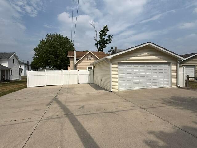 117 N 3rd Avenue