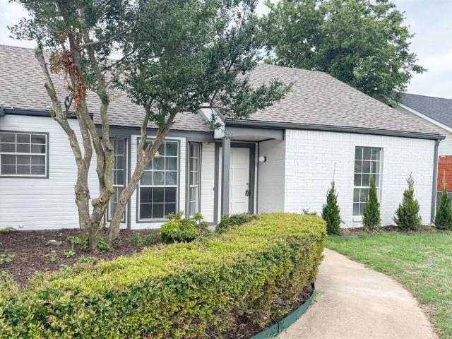 117 N Grand Fork Drive