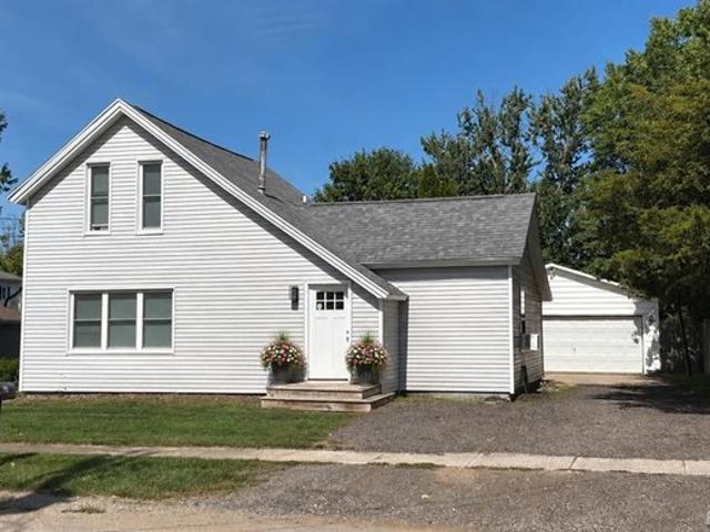 117 South St, Ovid, MI 48866
