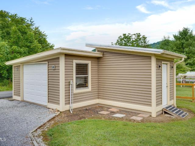 117 Sam Rogers Road