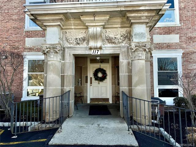 117 Sandpiper Ln, Unit 1B, New Windsor, NY 12553 | MLS #949842