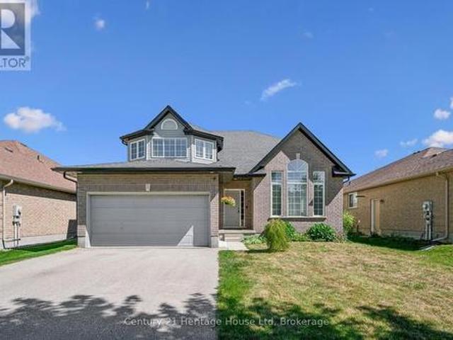 117 Schmidt Drive, Wellington North Arthur, ON, N0G 1A0 house for sale | Listing ID X13776 | Royal LePage