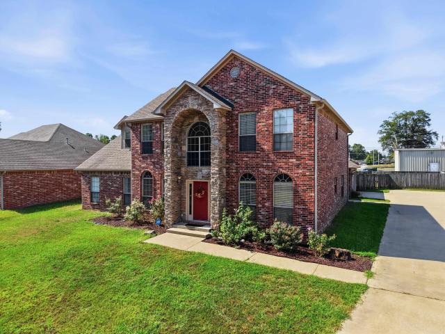 117 Silverleaf Cove