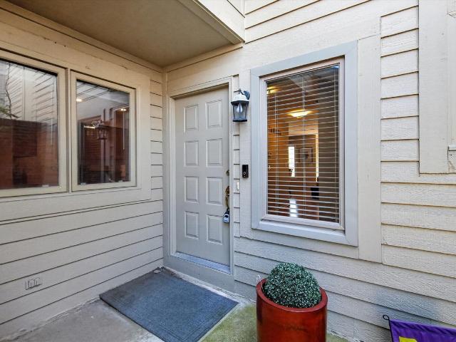 117 Ponds View Drive