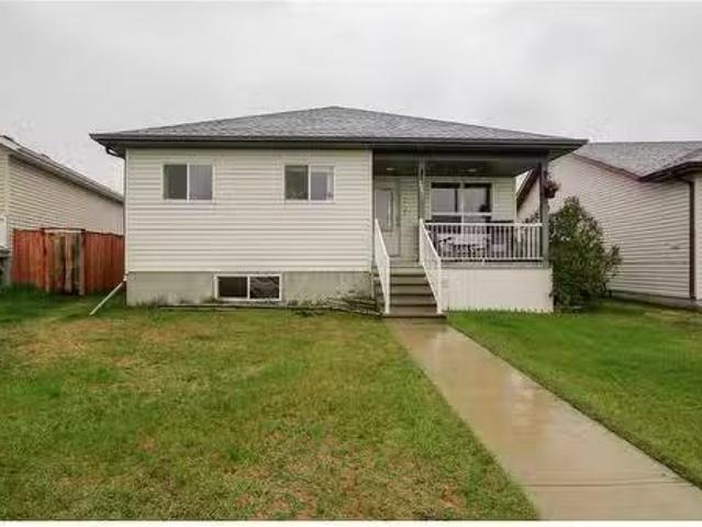 117 Rolling Hills Ridge, Blackfalds, AB, T0M 0J0 house for s.