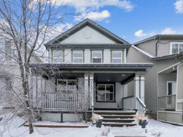 Reunion, Airdrie, Alberta - Garden, Parking