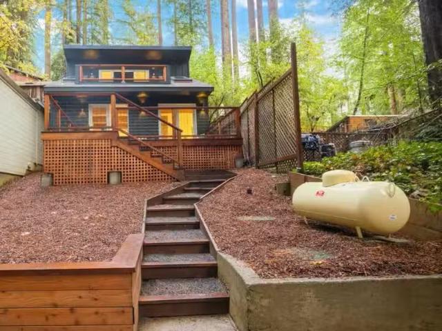 117 REDWOOD AVE, CAMP MEEKER, CA 95419