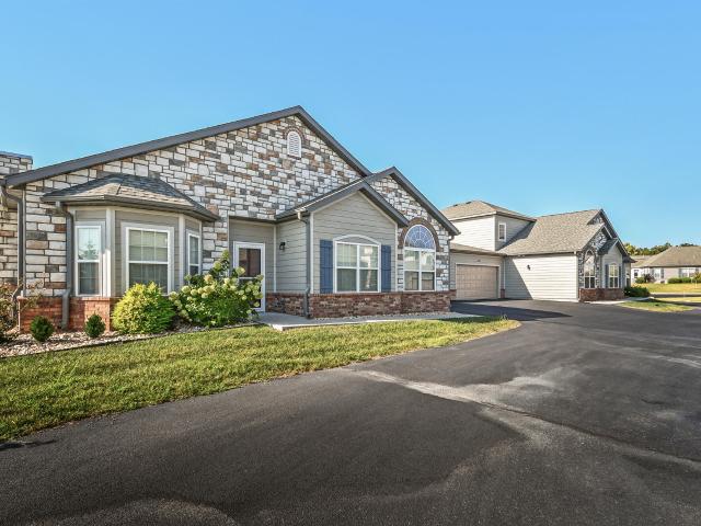 117 Rue De Villas Circle