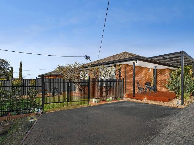 1/17 Tasman Ave, Strathmore Heights