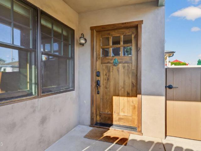 117 Tujunga Avenue
