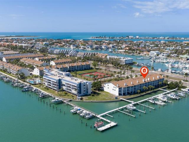 117 yacht club lane, tierra verde, us, fl