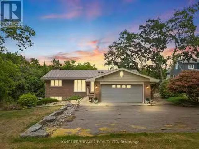 11844 Loyalist Parkway, Prince Edward County, ON, K0K 2T0 ho.