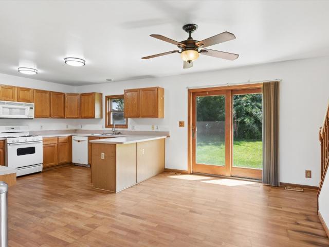 1184 Woodland Drive